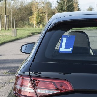 L-Schild mit Saugnapf